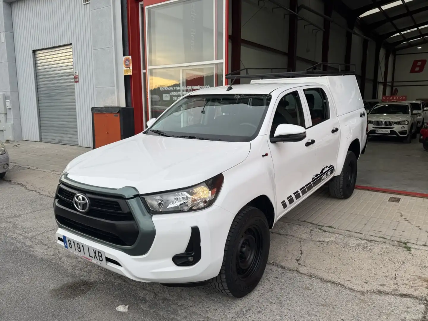 Toyota Hilux Cabina Doble GX Blanco - 2