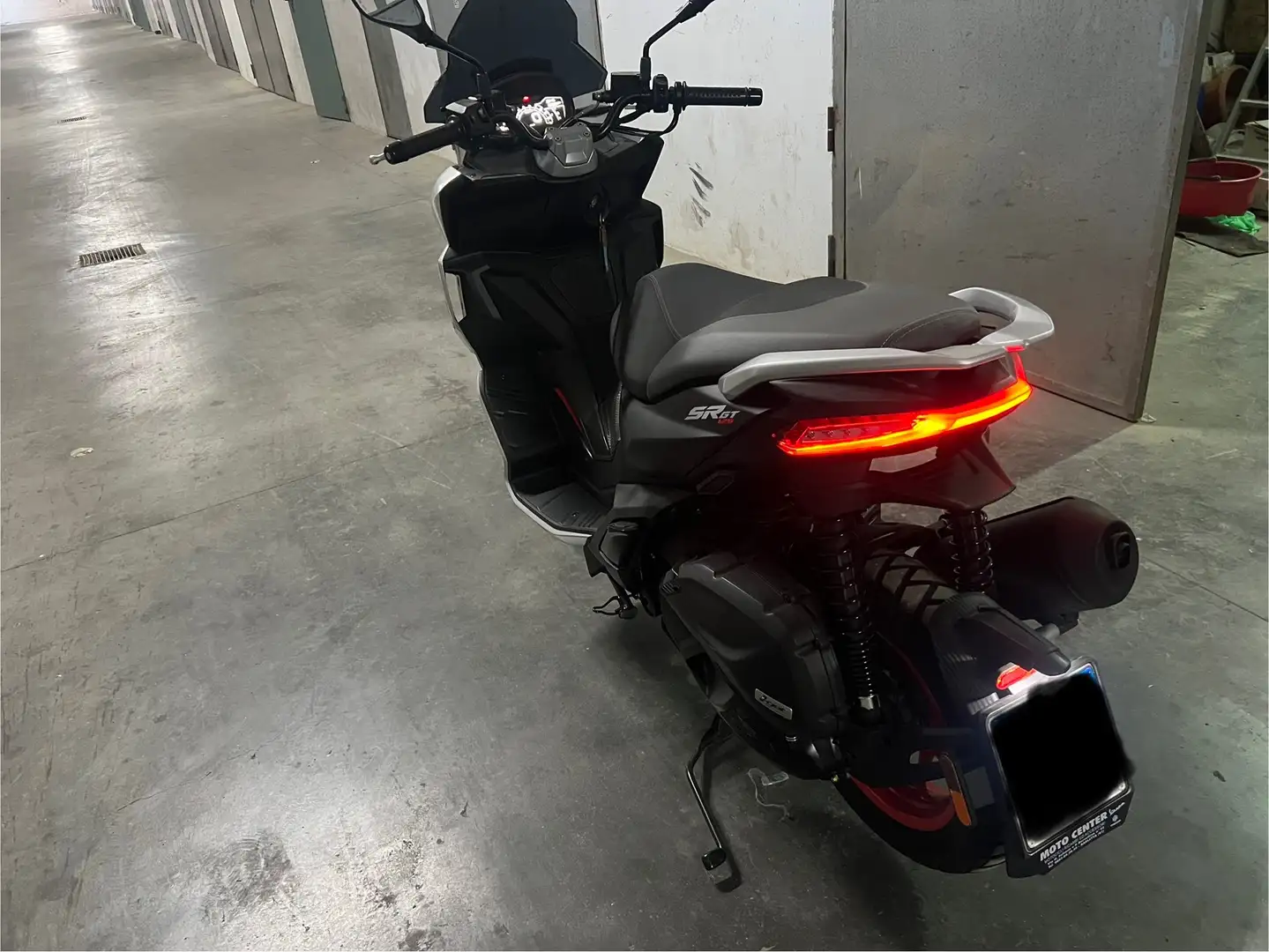 Aprilia SR GT 125 Sport Abs - 1