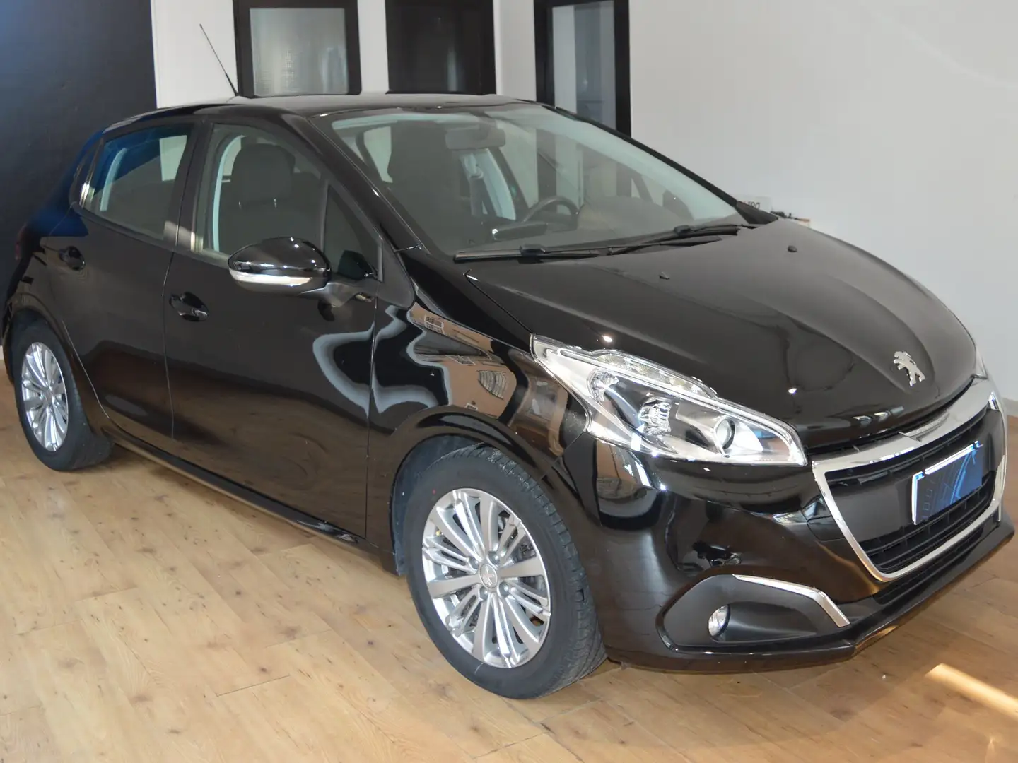 Peugeot 208 5p 1.2 puretech Active 82cv Negro - 2