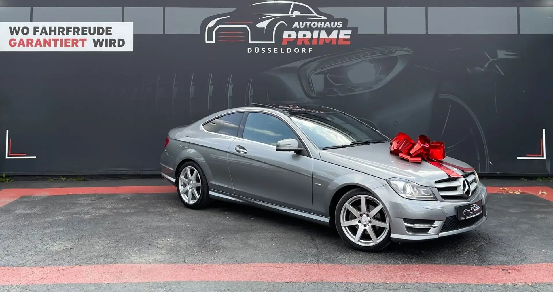 Mercedes-Benz C 180 C -Klasse Coupe C 180 CGI BlueEfficiency Silber - 1
