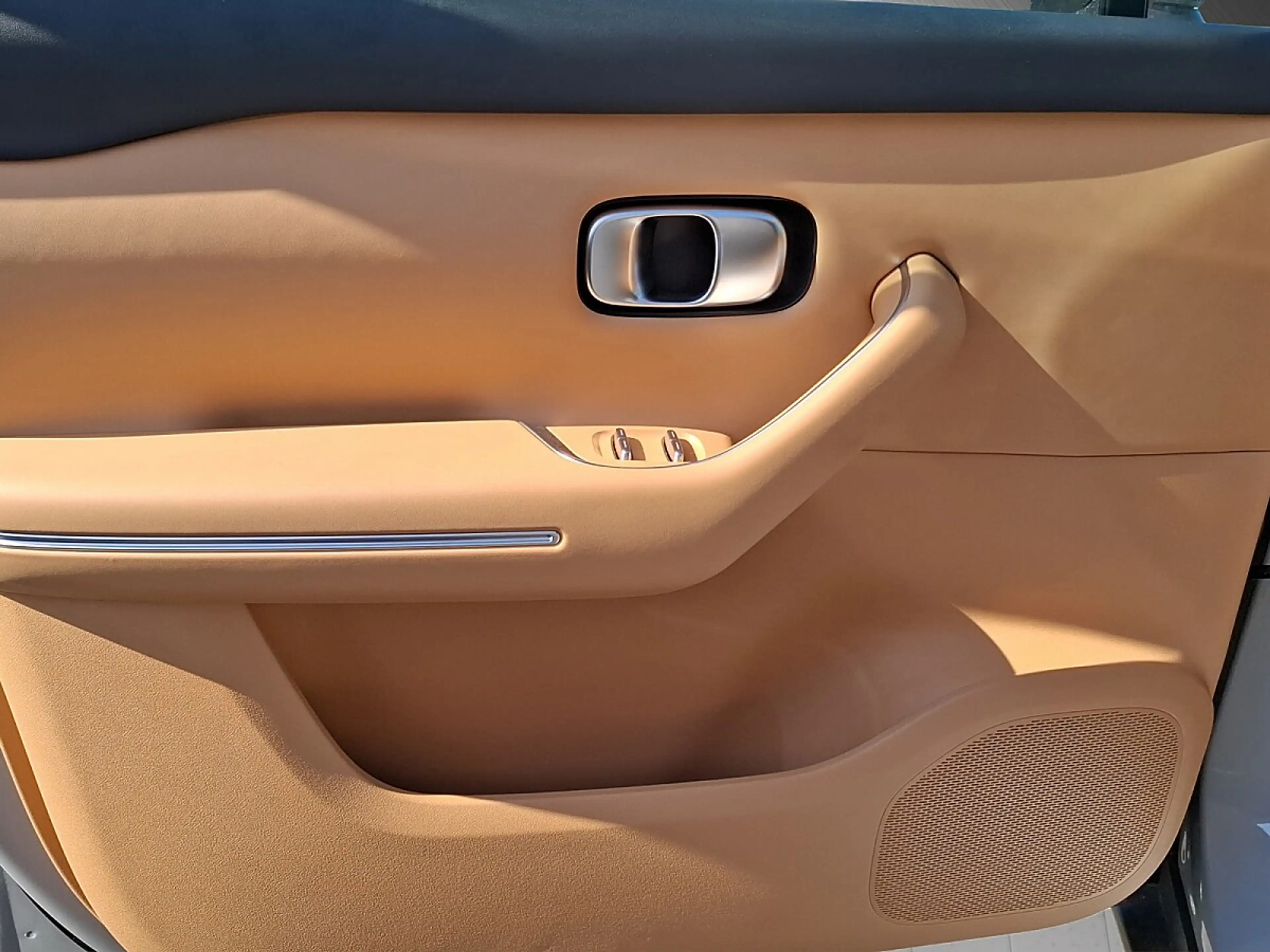 Leapmotor C10 Elektro 70kWh Design — photo 9