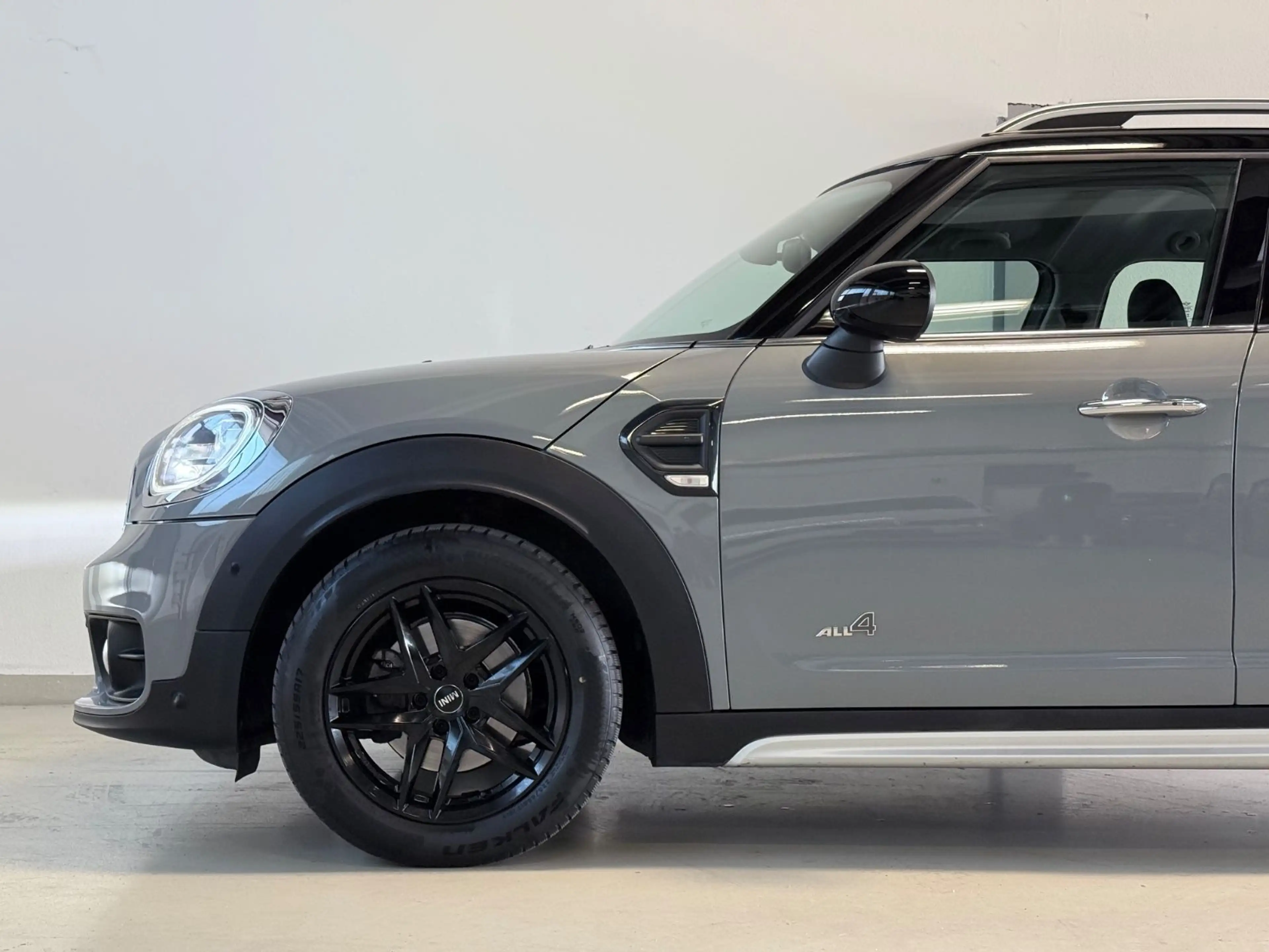 MINI Cooper Countryman ALL4 PDC*SHZ*INDUKTION*NAVI — photo 7