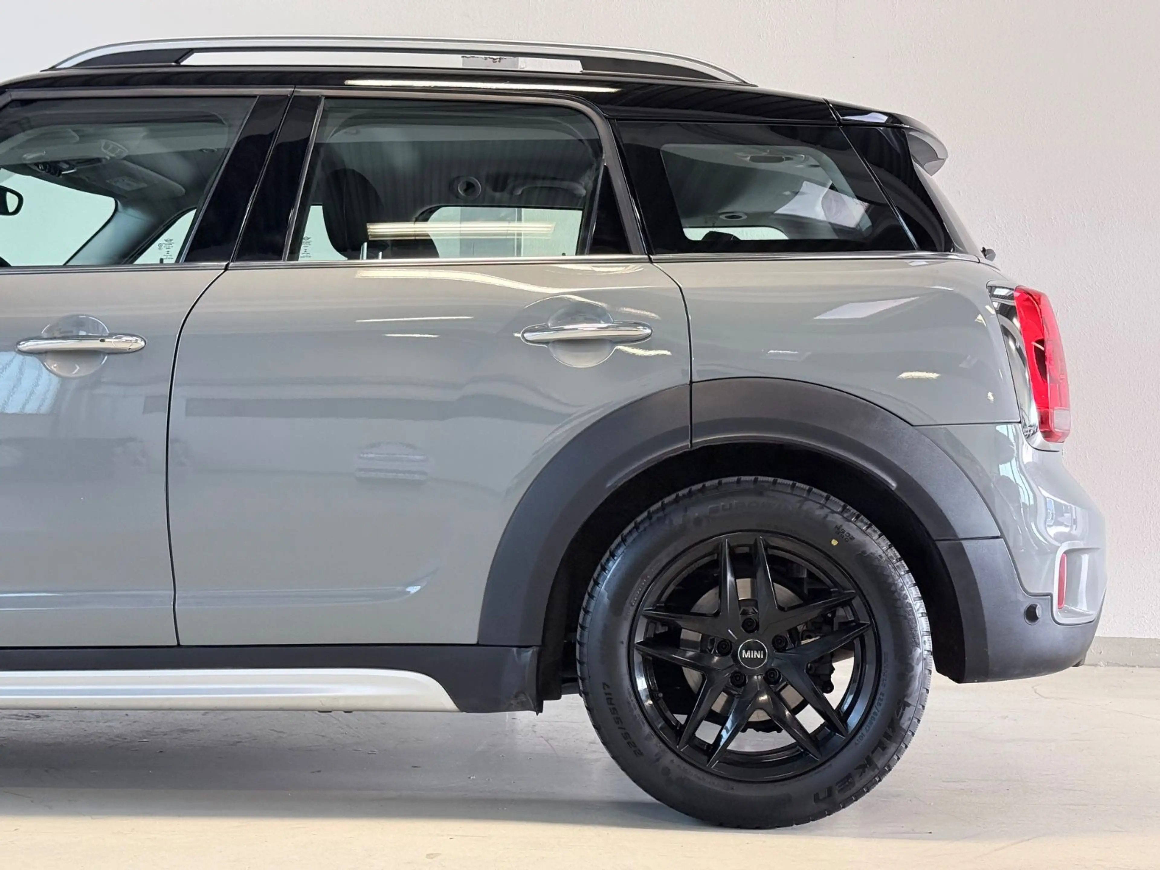 MINI Cooper Countryman ALL4 PDC*SHZ*INDUKTION*NAVI — photo 8