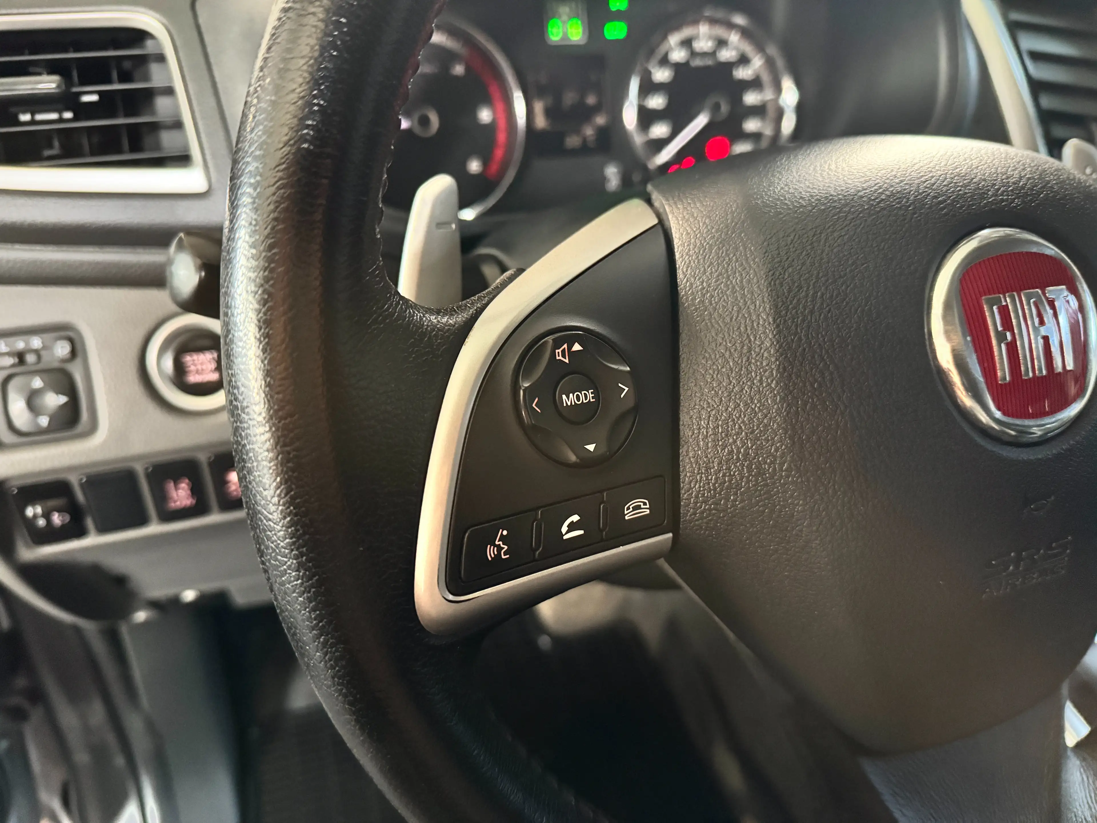 Fiat Fullback 4x4 DK Cross Plus Aut. 1.Besitz/Leder/Kamera/AHK — photo 15