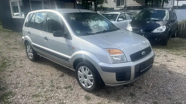 Ford Fusion Style