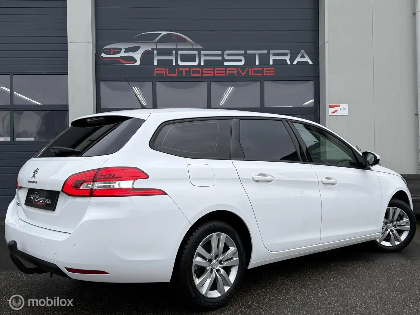 Peugeot 308 SW 1.2 PureTech Blue Lease Active CarPlay DAB Weiß - 2