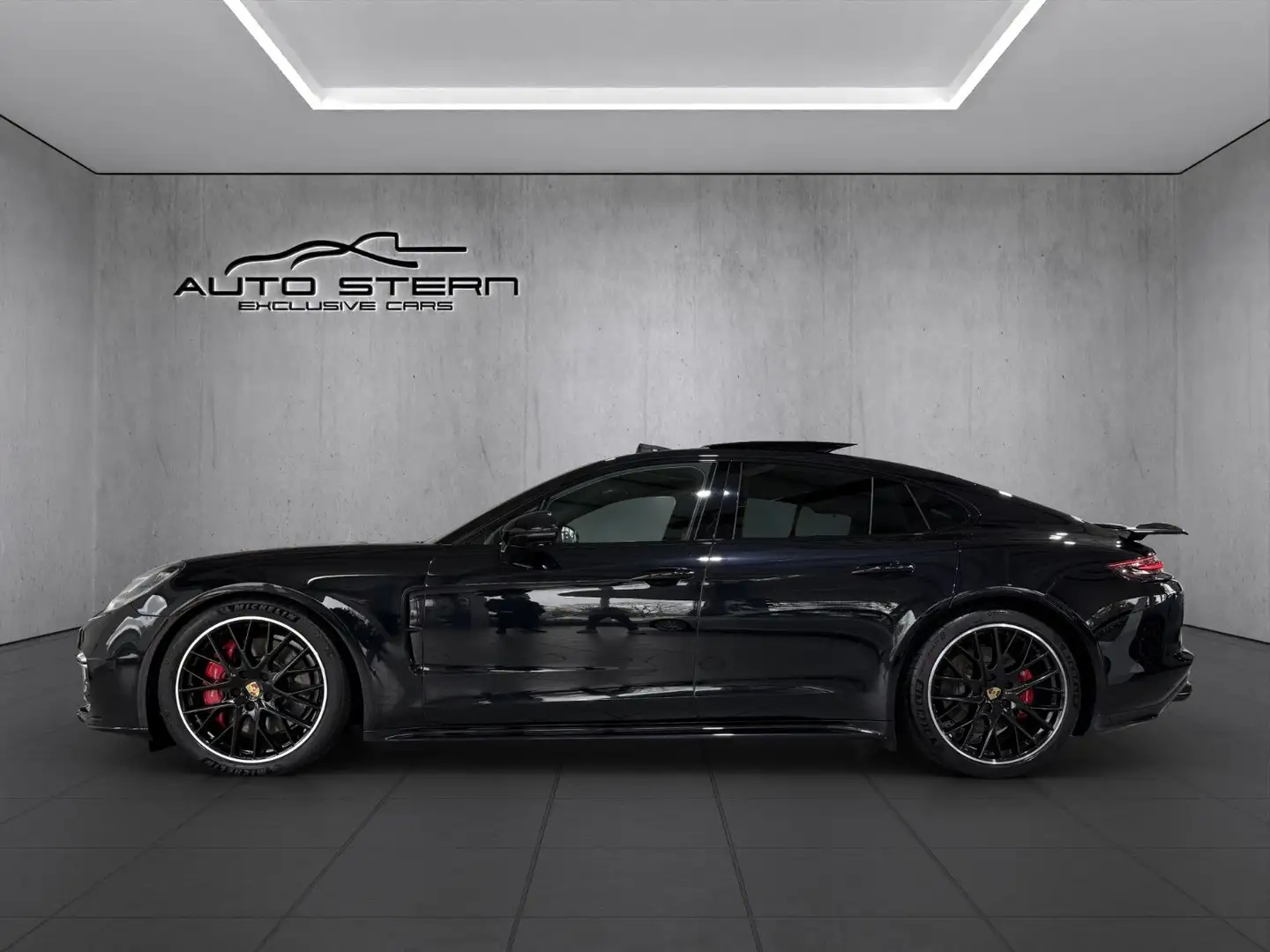 Porsche Panamera GTS PANO SPORTABGAS PDLS+ Noir - 2