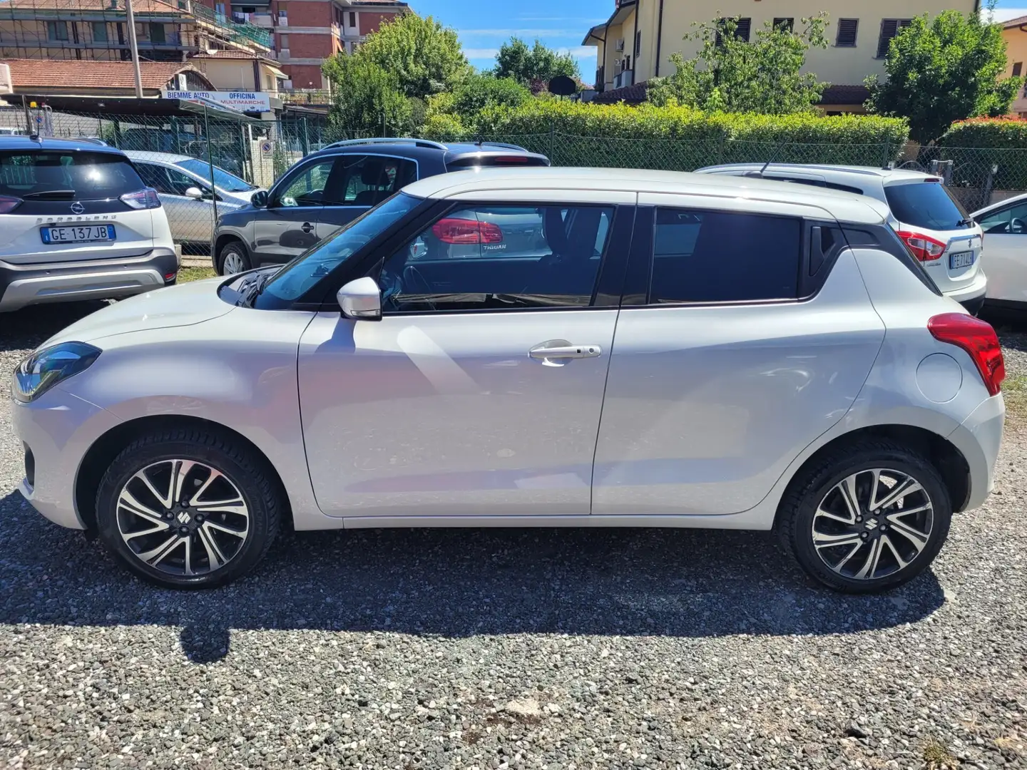 Suzuki Swift Swift 1.2 Hybrid 4WD AllGrip Top Weiß - 2