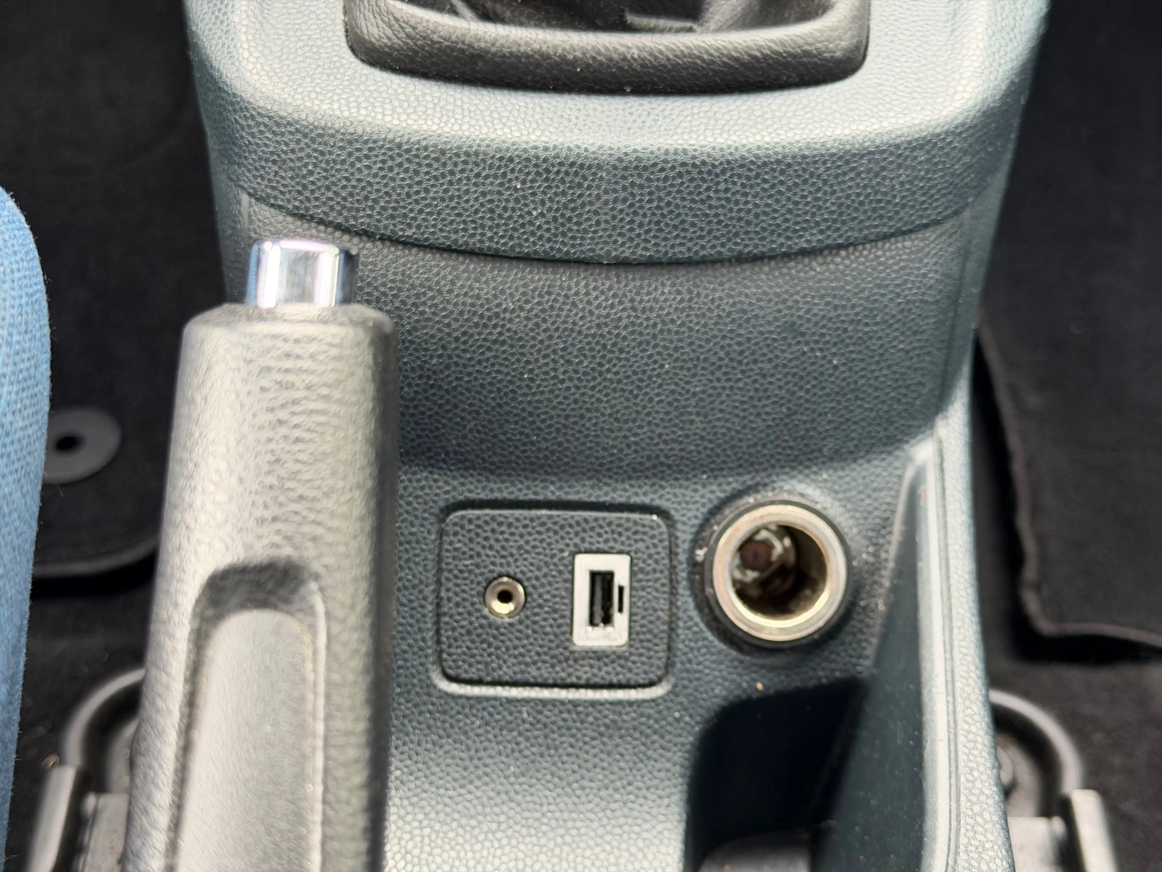 Ford Fiesta 1.4 Trend ST-Line | Airco | Sportieve uitvoering. — photo 14