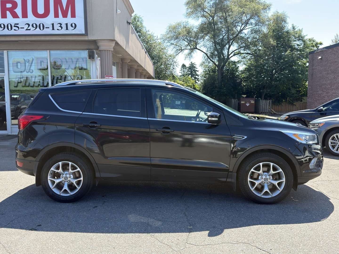 2019 Ford Escape TITANIUM 4WD | Navi | Park Assist | Leather — снимка 1