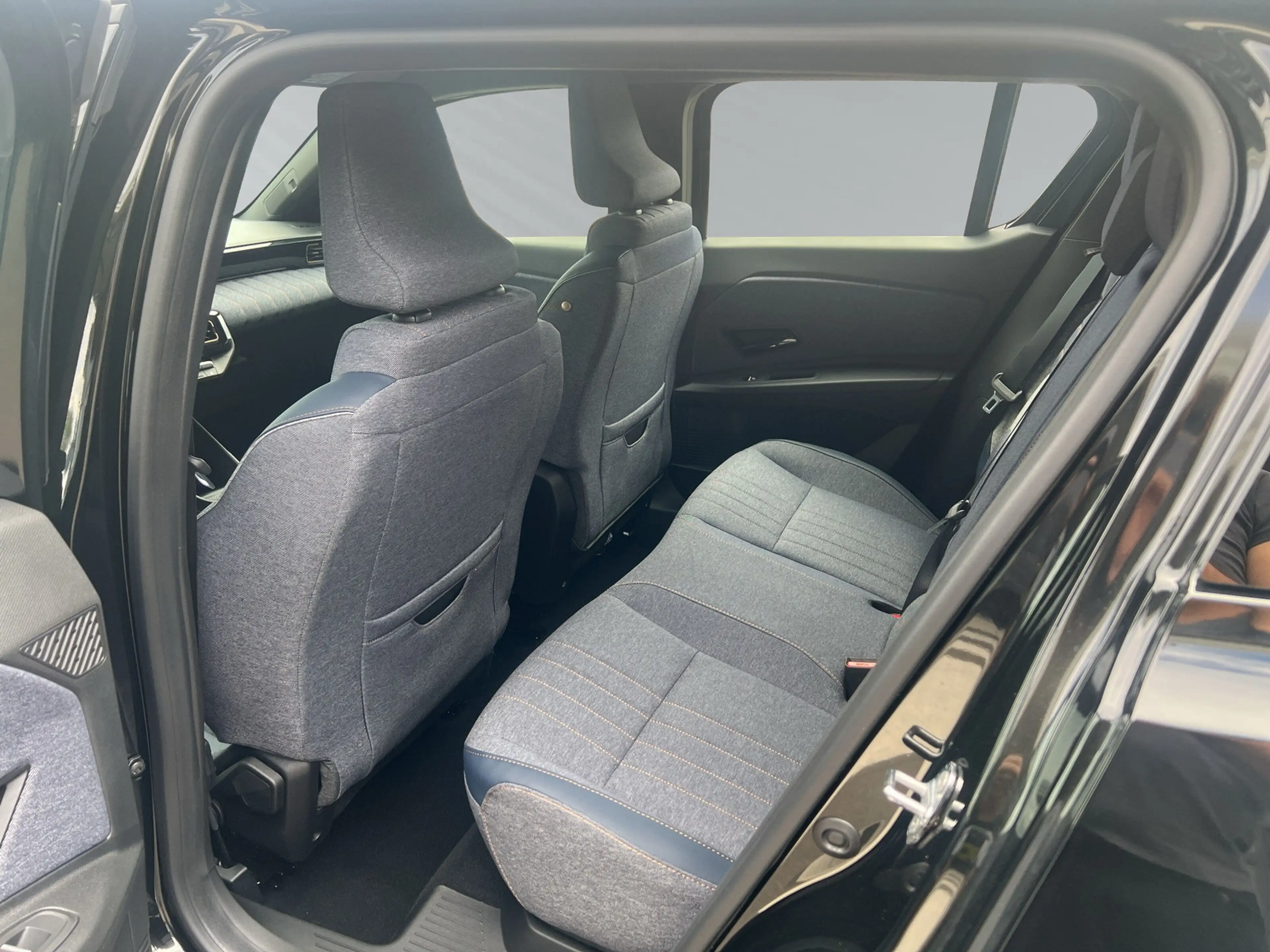 Renault R 4 E-Tech elektrisch Techno 150 Comfort Range — photo 8