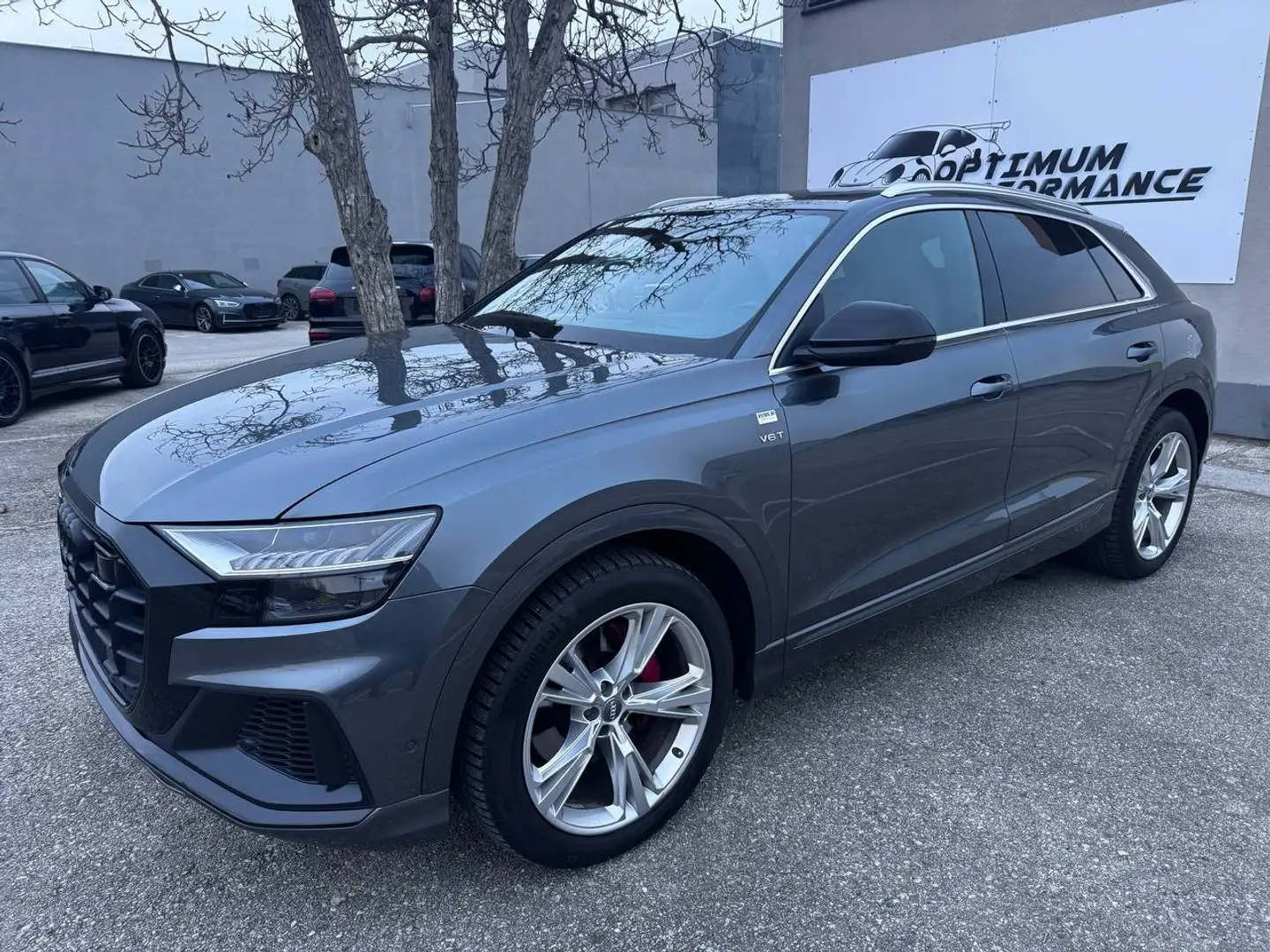 Audi Q8 50 TDI quattro S-Line Gris - 1