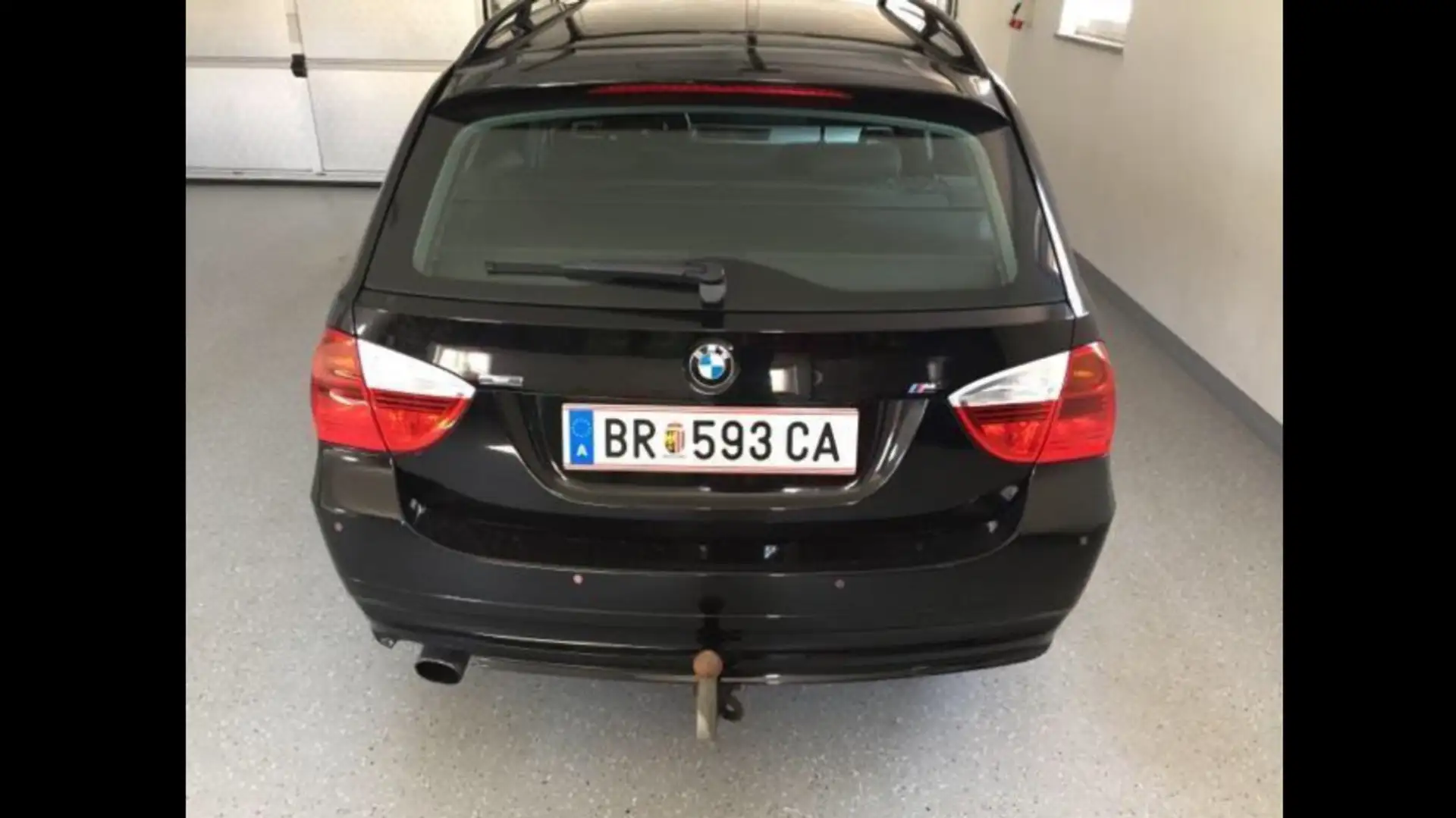 BMW 318 318d Touring Österreich-Paket, pm AHK Schwarz - 2