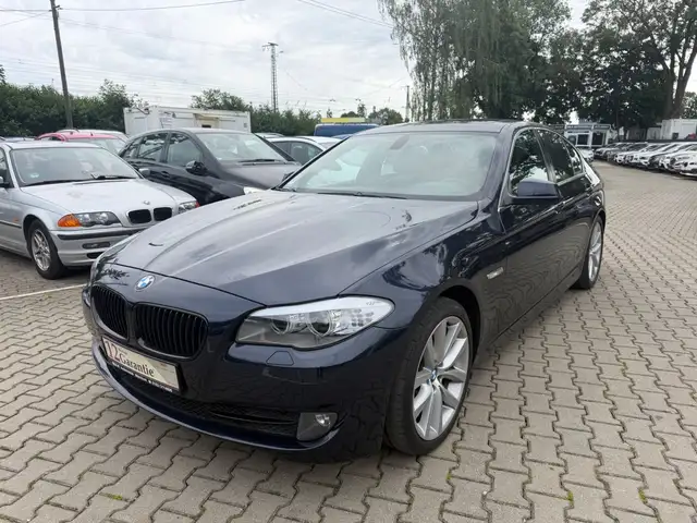 BMW 528 i Lim. *Dakota Leder*PDC*Schiebedach*