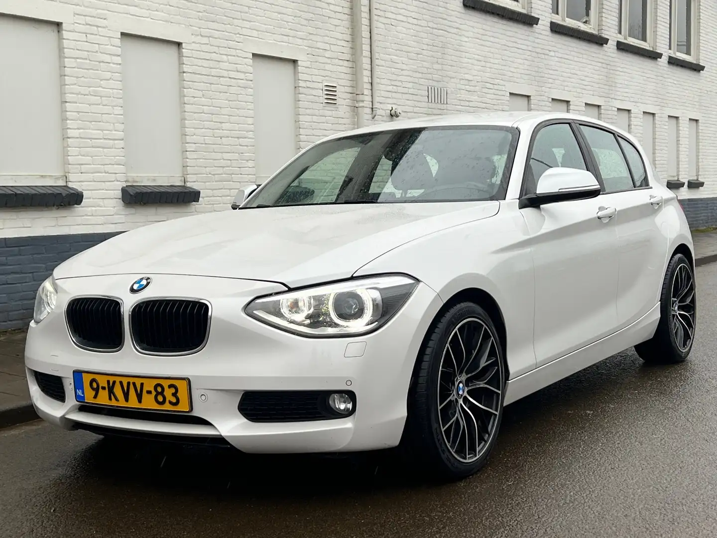 BMW 114 1-serie 114i EDE Executive|5drs|18"|LED|Breed disp Blanc - 2