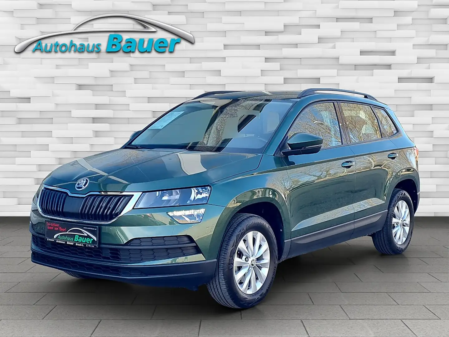 Skoda Karoq 1,0 TSI City Grün - 1