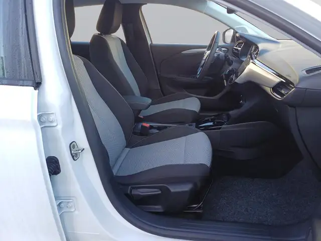 Opel Corsa view 11