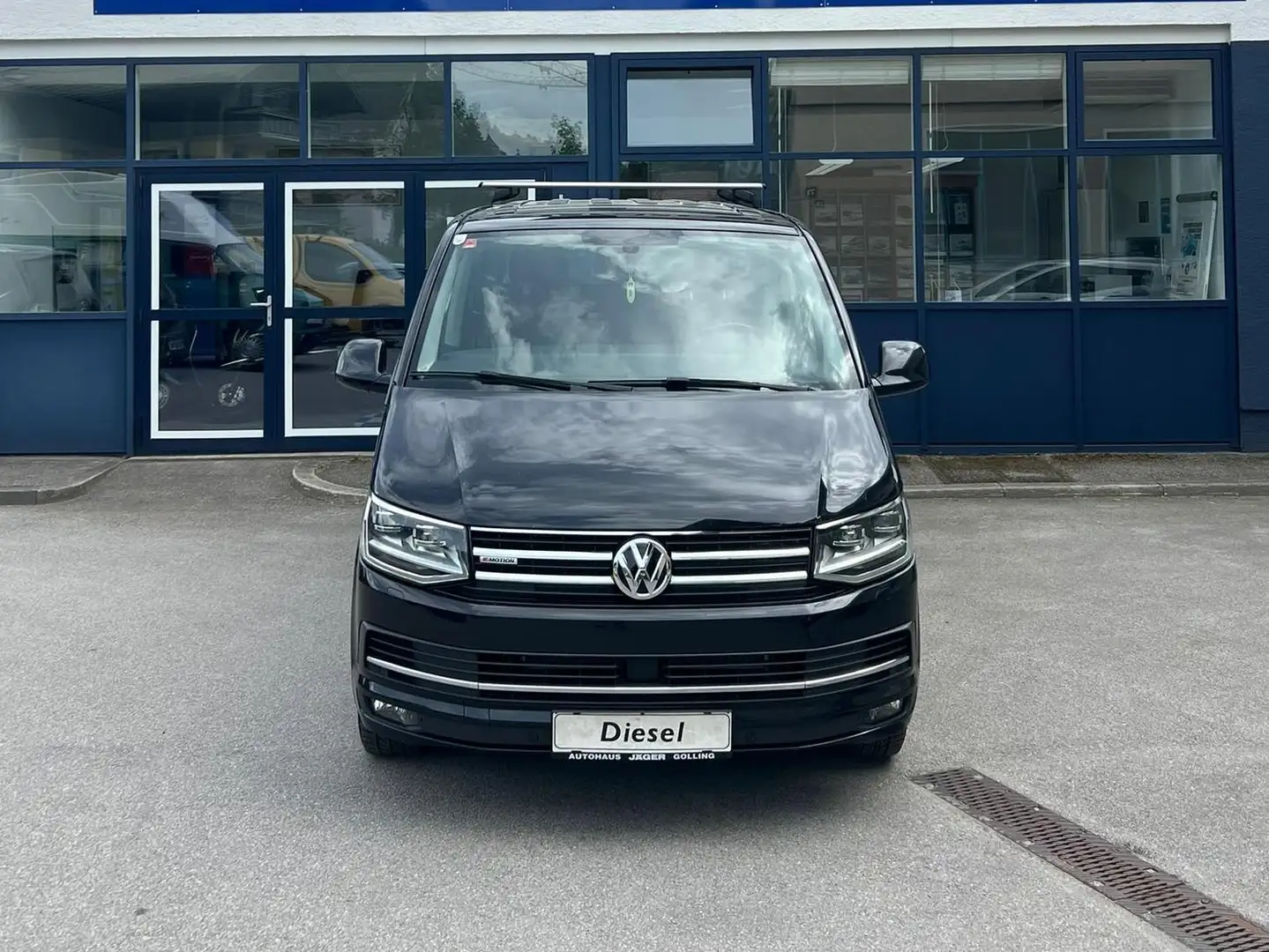 Volkswagen T6 Multivan Multivan Highline 2,0 TDI 4Motion BMT DSG Highline Schwarz - 1