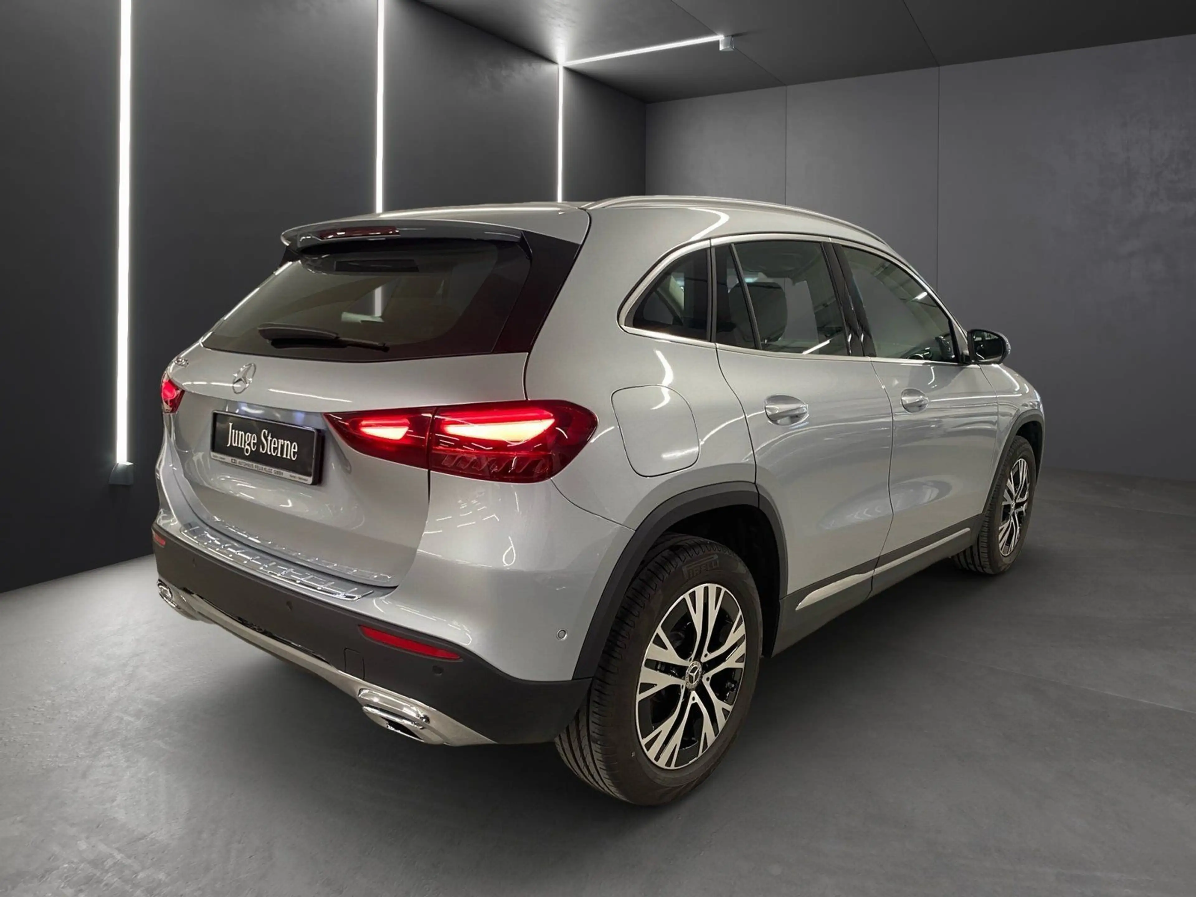Mercedes-Benz GLA 250 e Progressive*AHK*LED*Kamera*Easy-Pack* — photo 3