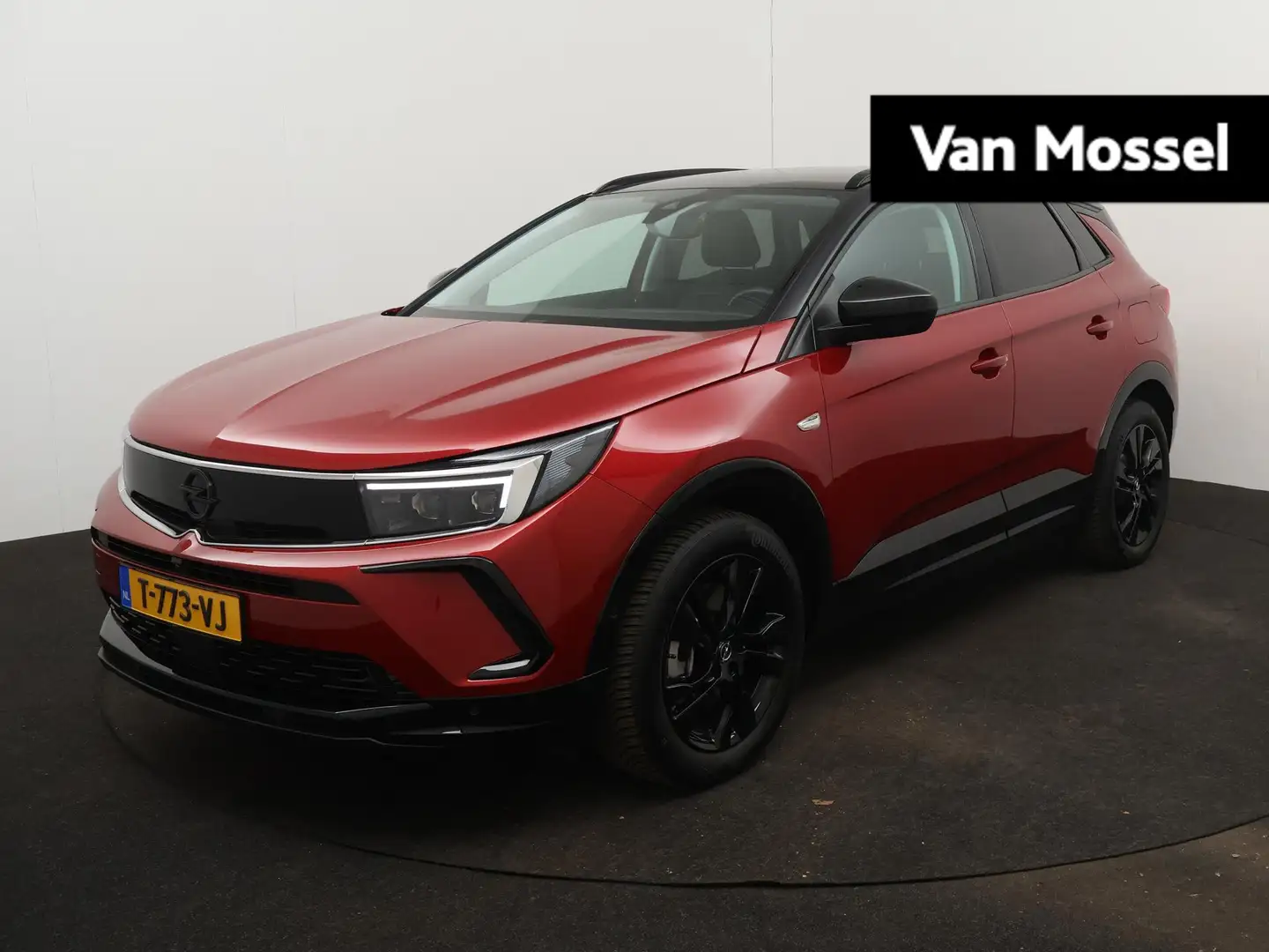 Opel Grandland 1.6 Turbo Hybrid Level 4 | Navi | Camera | Lederen Rood - 1