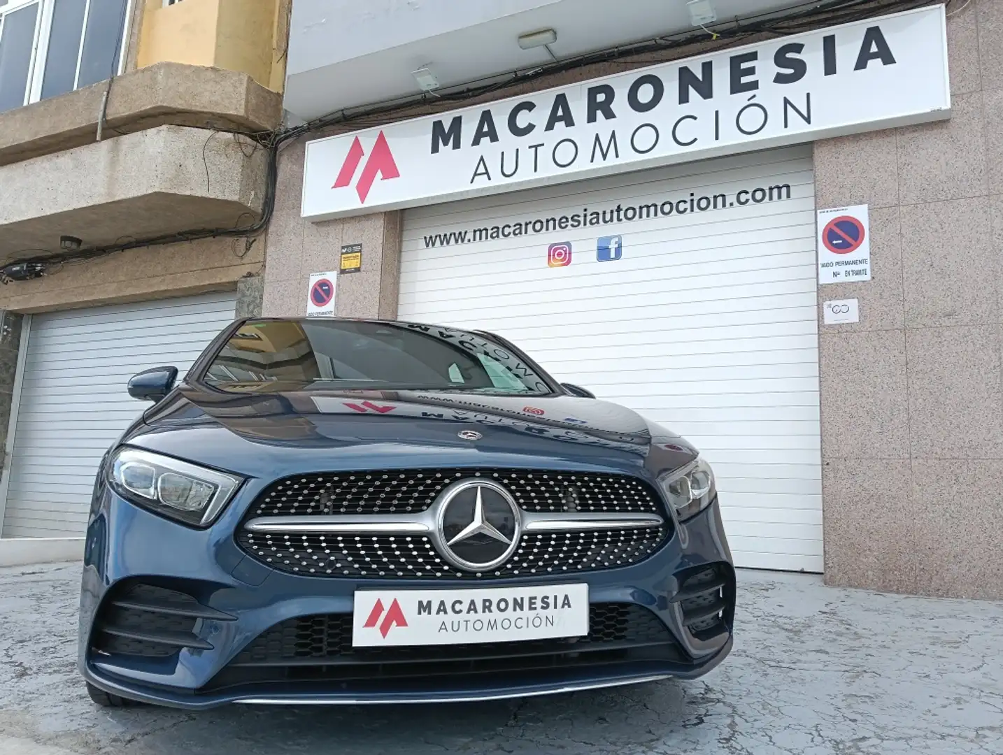 Mercedes-Benz A 180 7G-DCT Blau - 2