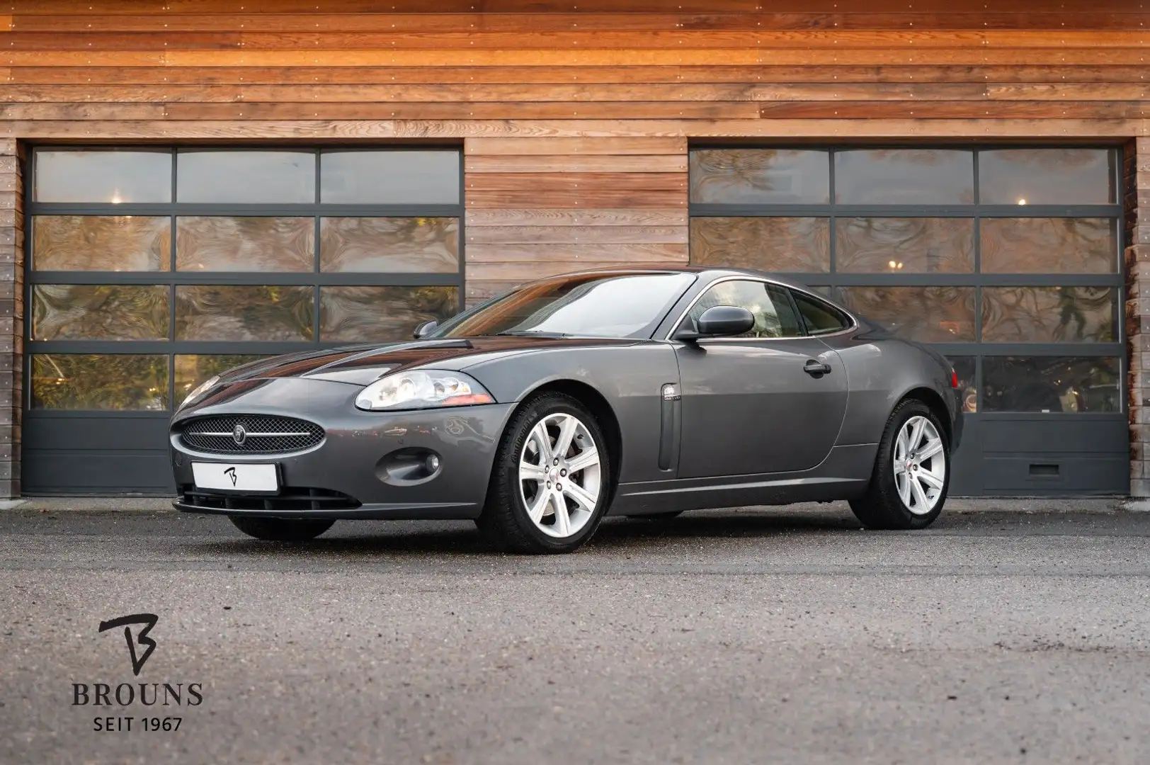 Jaguar XK Coupe 4.2 V8 300PS | ACC | Alpine | Nappalede Gris - 1