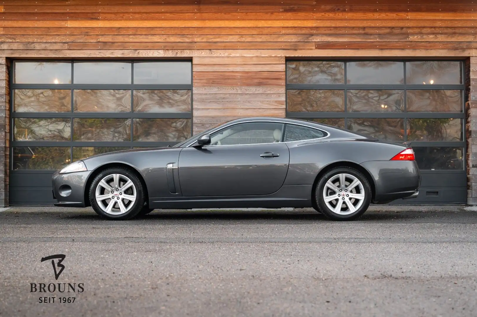 Jaguar XK Coupe 4.2 V8 300PS | ACC | Alpine | Nappalede Gris - 2