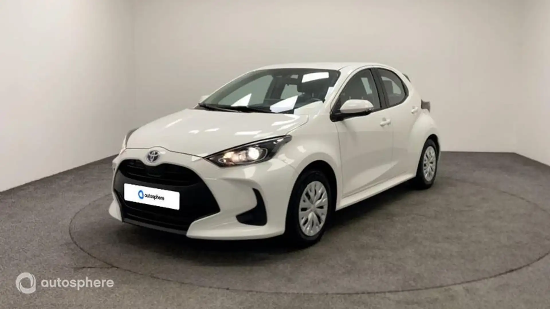 Toyota Yaris 116h Dynamic 5p MY22 - 1