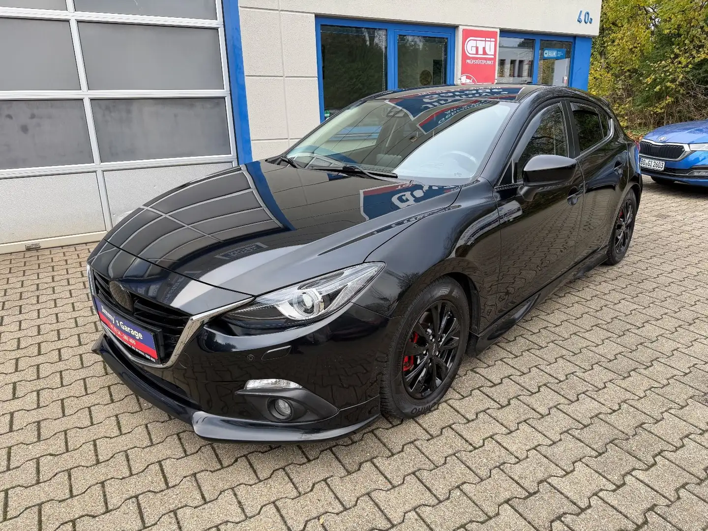 Mazda 3 Lim. Sports-Line Navi Xenon Head Up Kamera Zwart - 1