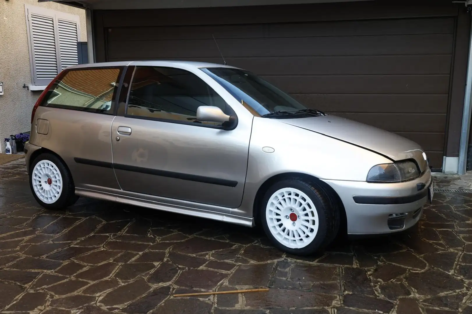 Fiat Punto 3p 1.4 GT - 2