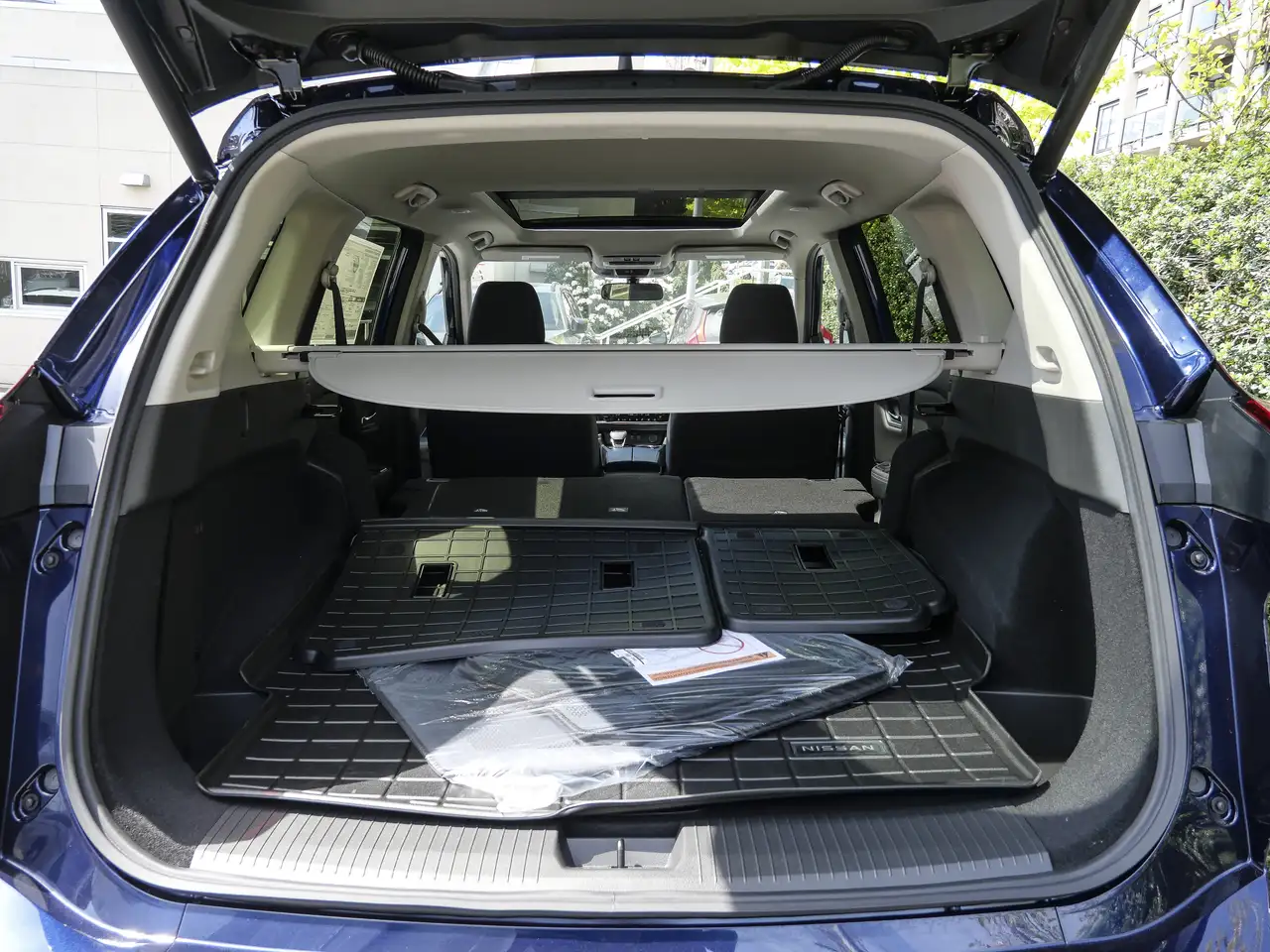Nissan Rogue снимка Nissan Rogue