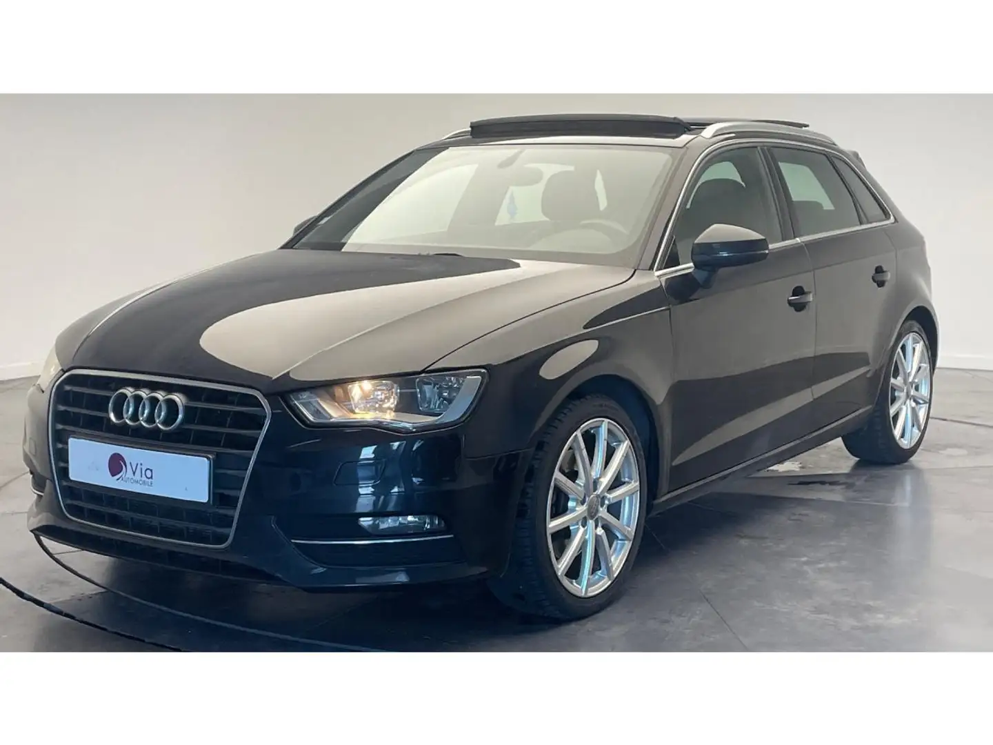 Audi A3 Sportback 2.0 150 Ambition/ TOIT OUVRANT Siege chauffant Noir - 1