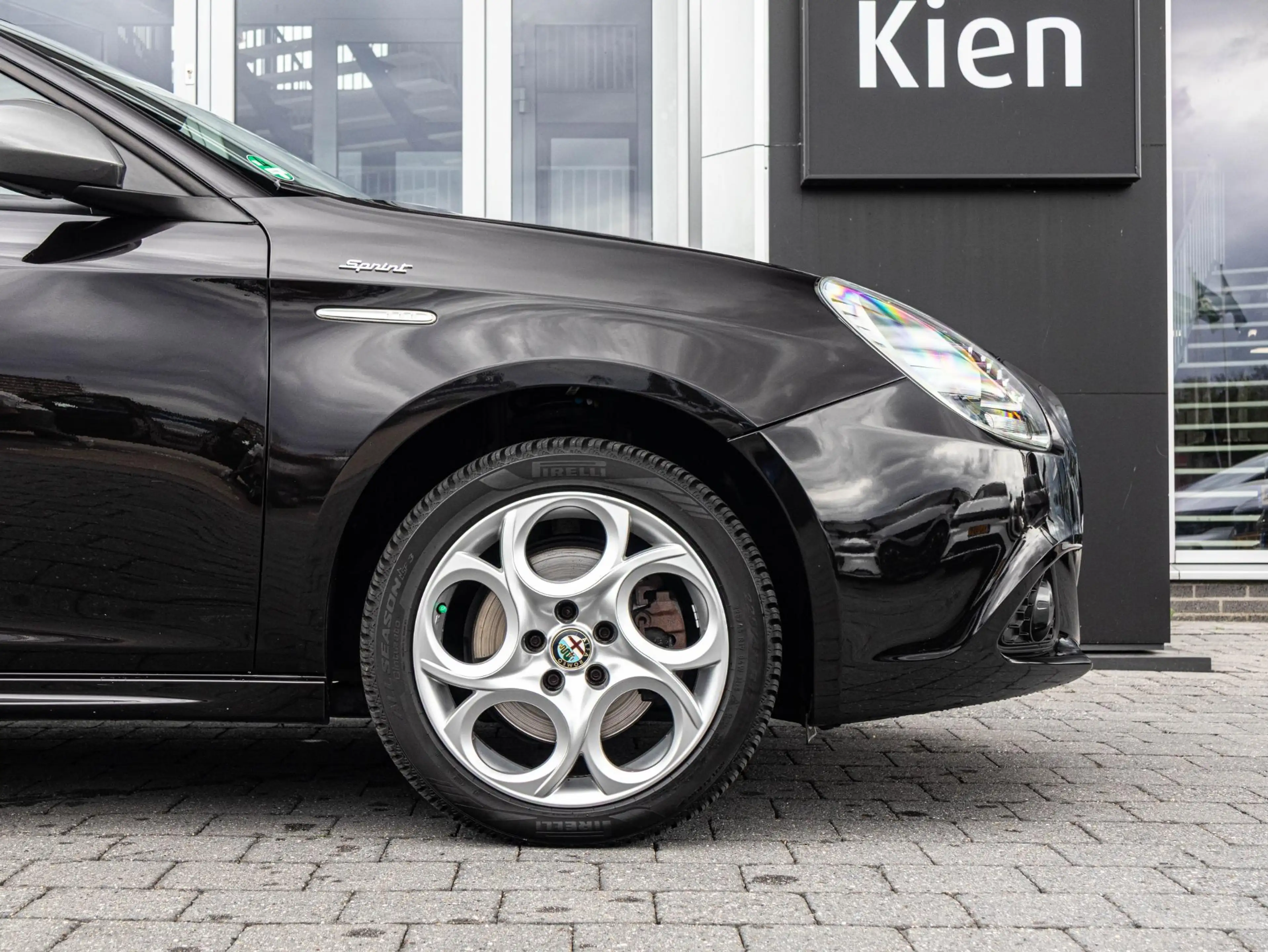 Alfa Romeo Giulietta 1.4 T Sprint — photo 4