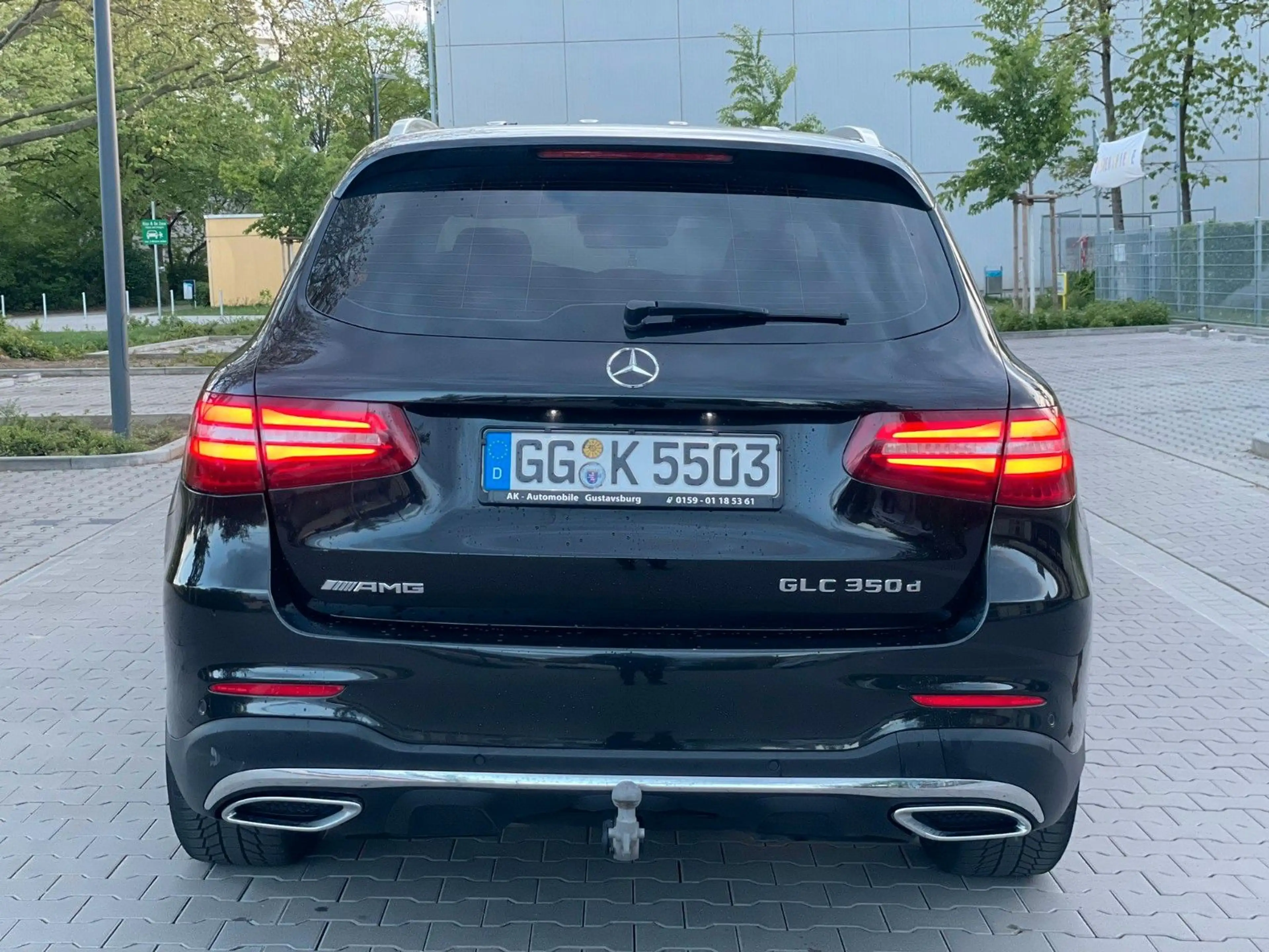 Mercedes-Benz GLC 350 d 4Matic *AMG Leder LED Kamera 360 AHK* — photo 7