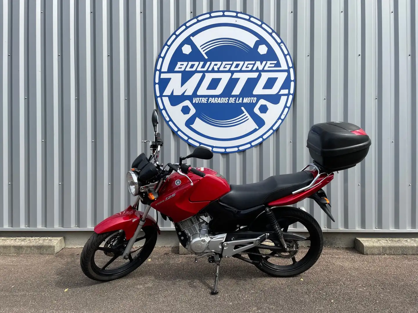 Yamaha YBR 125 Червоний - 1