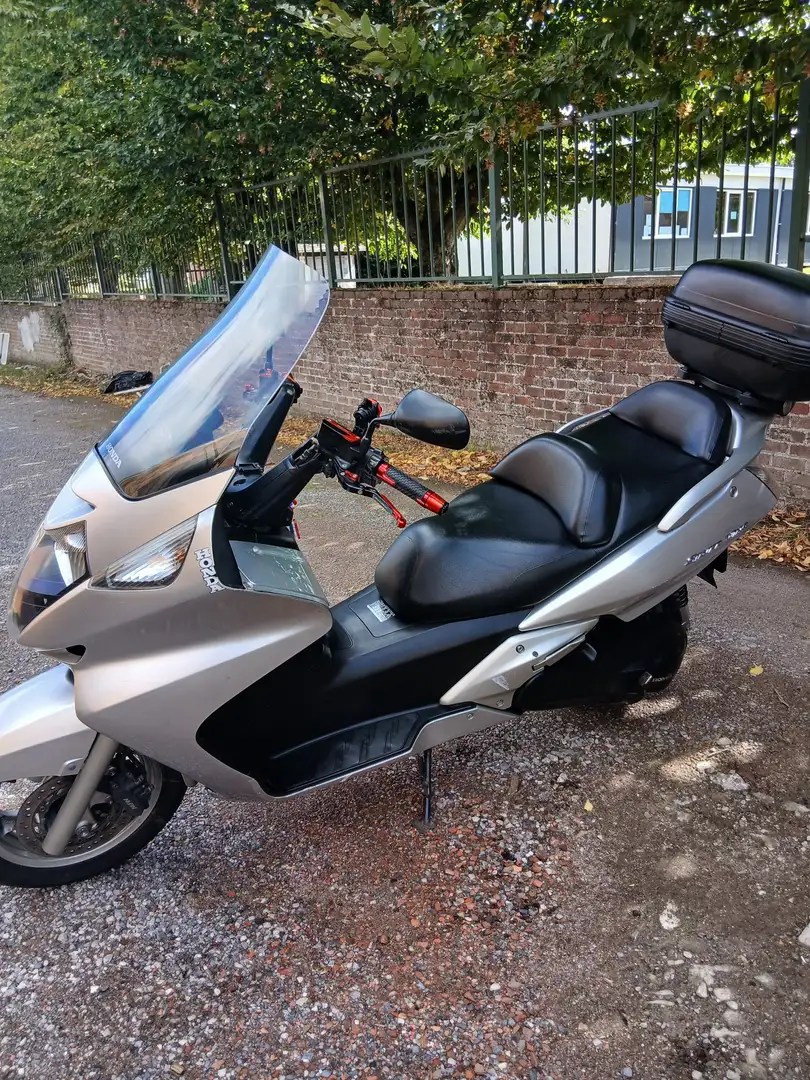 Honda Silver Wing très bon etat Grijs - 1