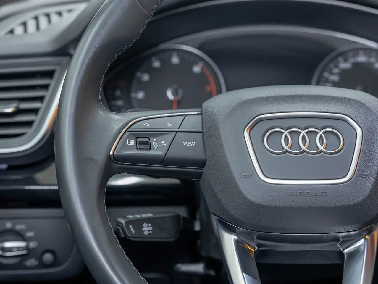 Audi Q5 снимка Audi Q5
