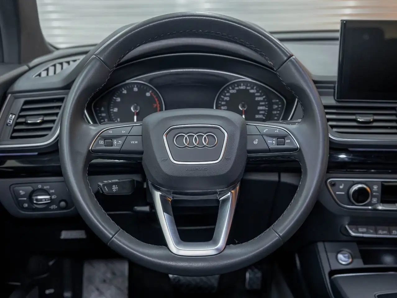 Audi Q5 снимка Audi Q5