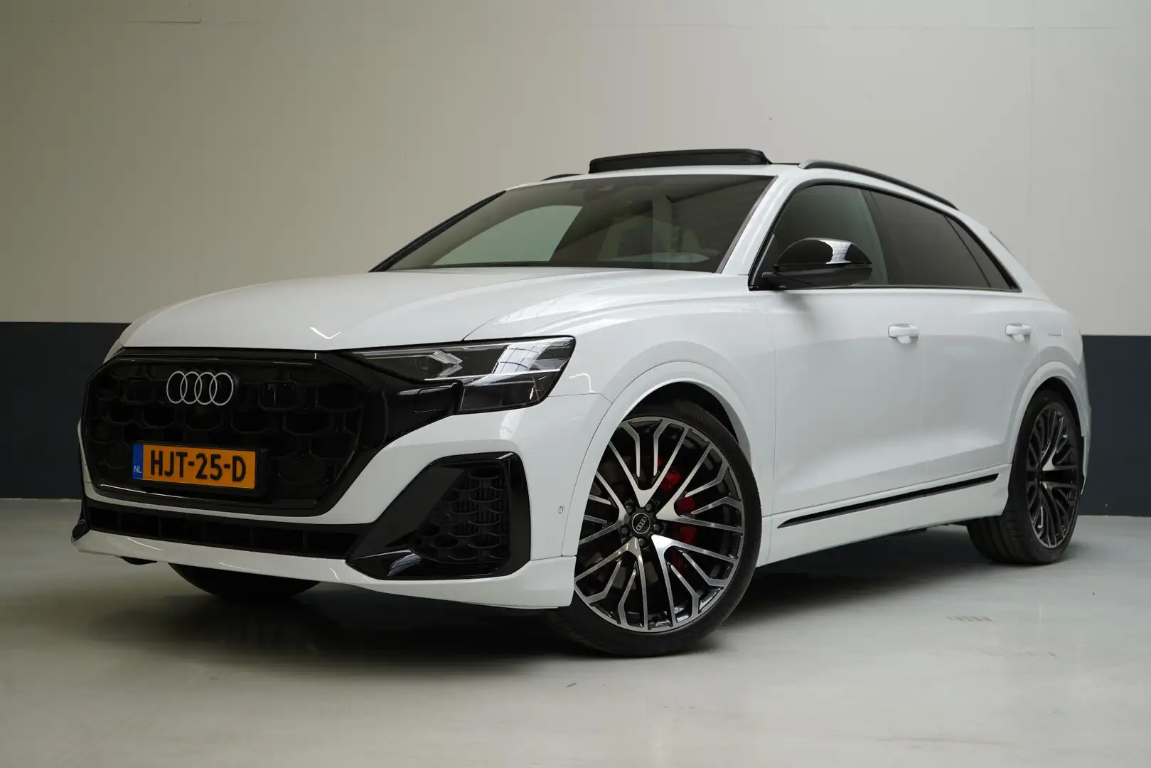 Audi Q8 60 TFSI e quattro Pro Line S Competition | B&O | M Wit - 1