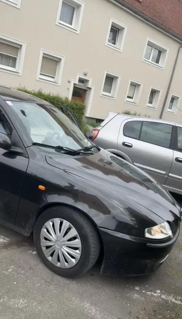 Alfa Romeo 147 1,9 JTD Distinctive - 2