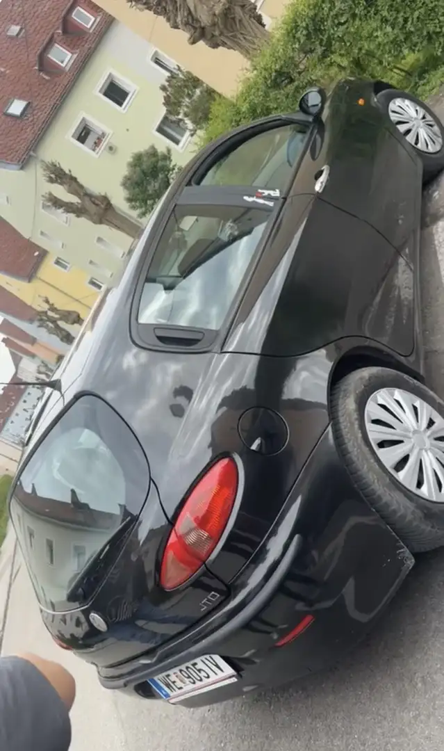 Alfa Romeo 147 1,9 JTD Distinctive - 1