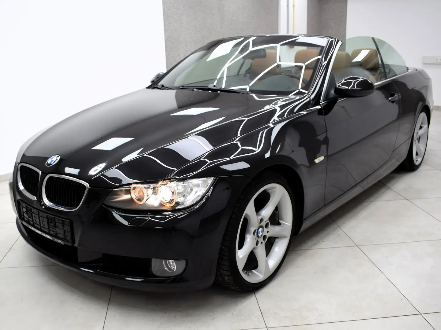 BMW 320 320i Cabrio Xen Leder Navi PDC KeylGo 19´´ ad.Kurv Noir - 2