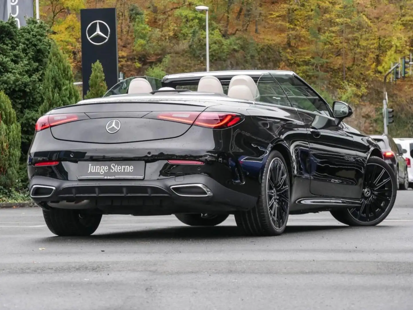 Mercedes-Benz CLE 220 d Cabrio AMG-Sport/Burm/Night/LED/Memo Schwarz - 2