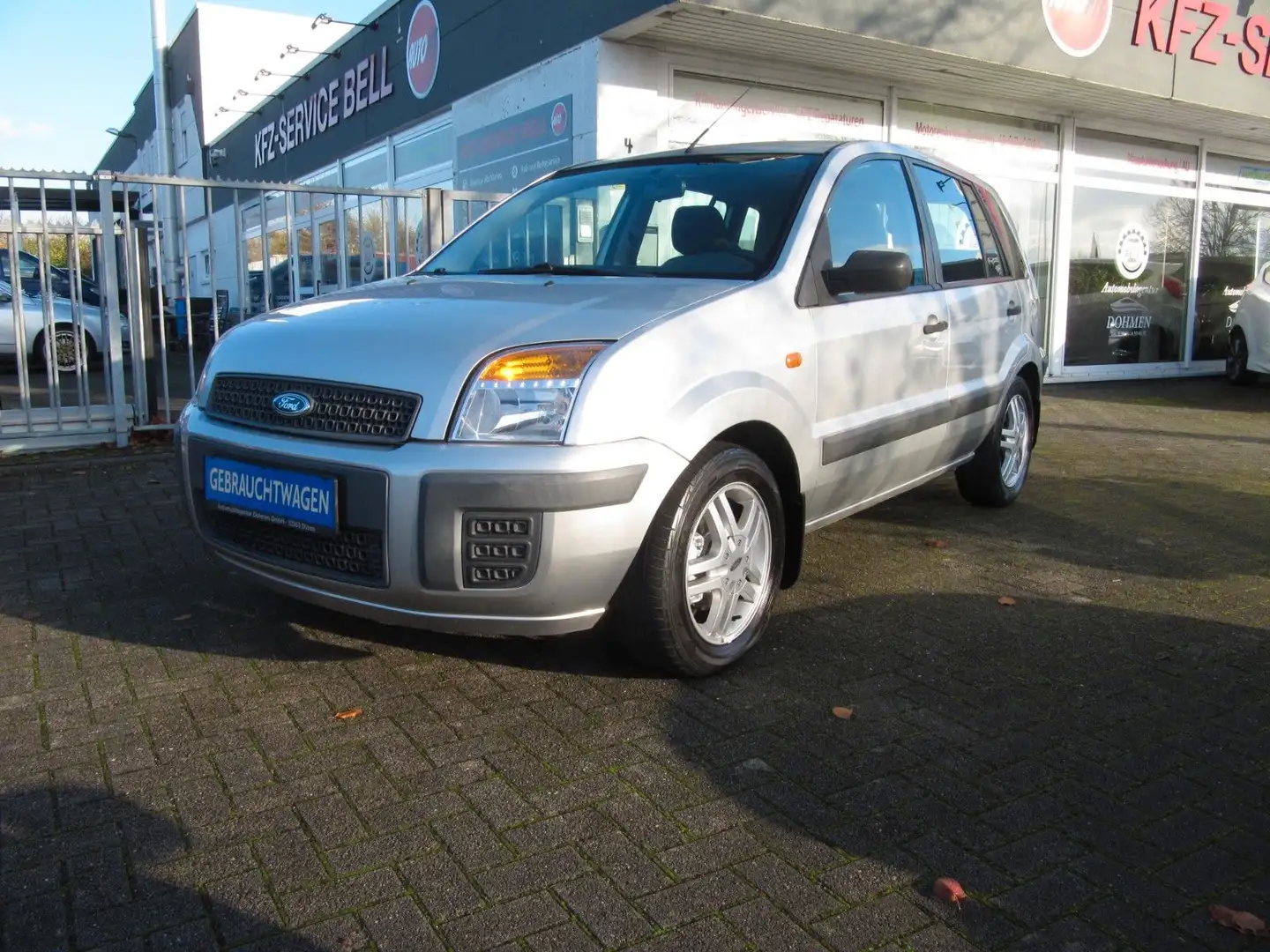 Ford Fusion Fun,Klima,Tüv neu,8 fach Bereift,Alu !! Silber - 1