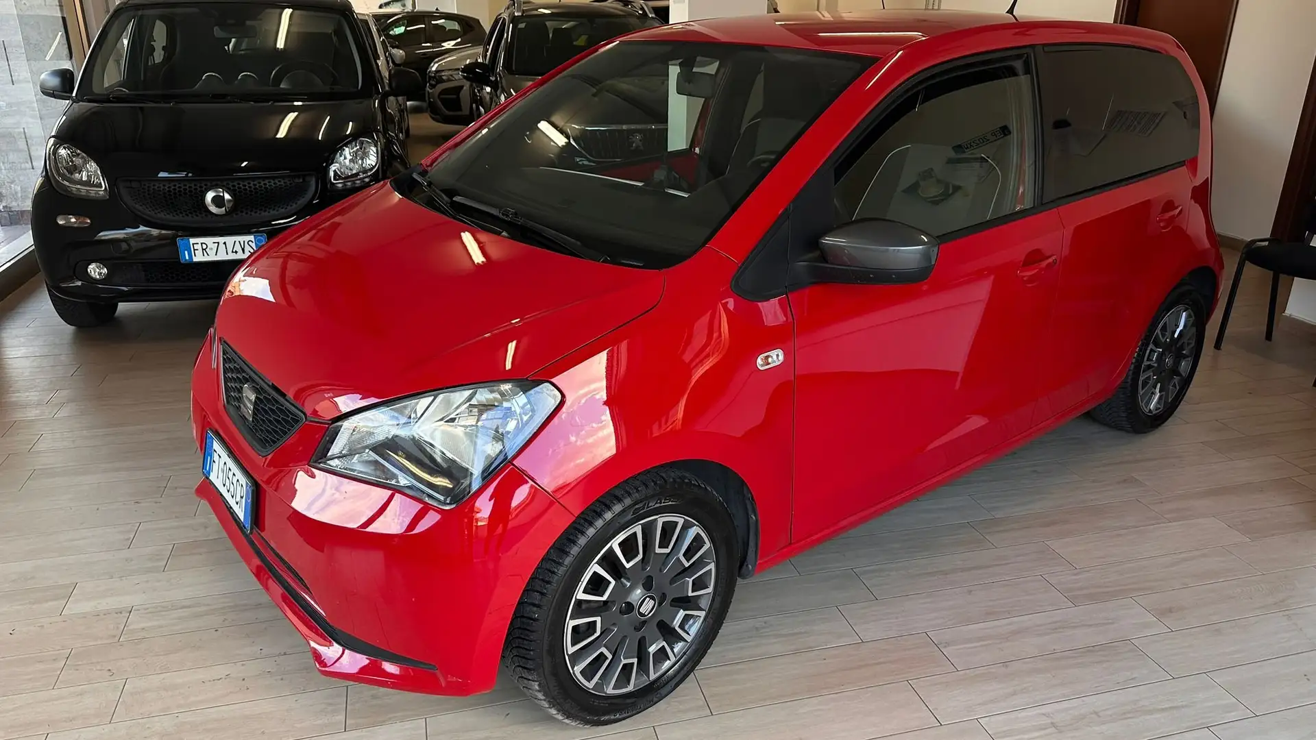 SEAT Mii Mii 5p 1.0 FR Line 60cv Rouge - 1