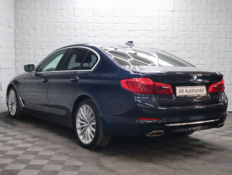 BMW 540 i xDrive Luxury Line Volleder Head Up 1 Hand — photo 6
