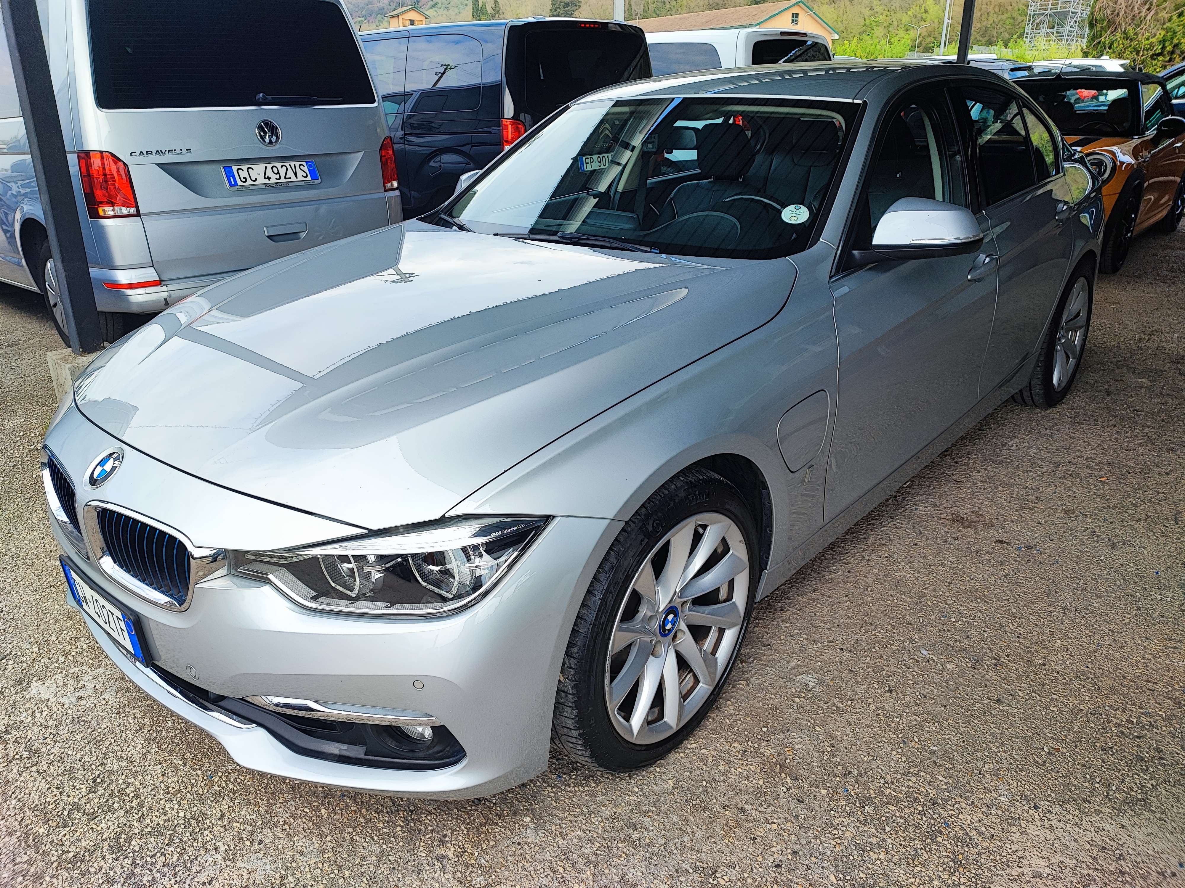 BMW 330