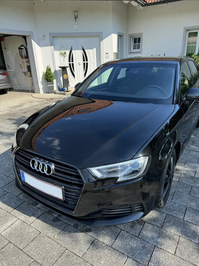 Audi A3 1.6 TDI Limousine 110PS - 2