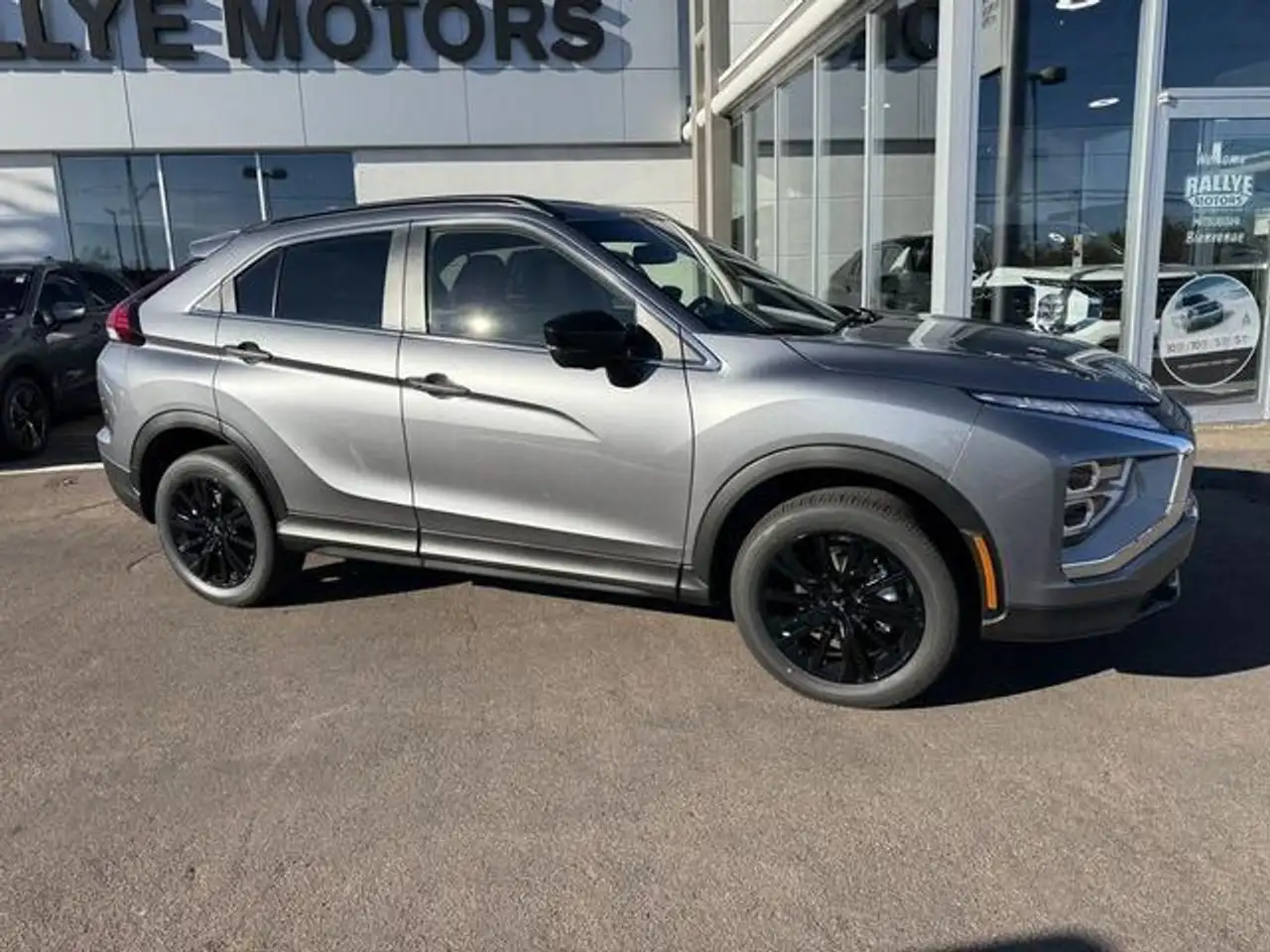 Mitsubishi Eclipse Cross снимка Mitsubishi Eclipse Cross