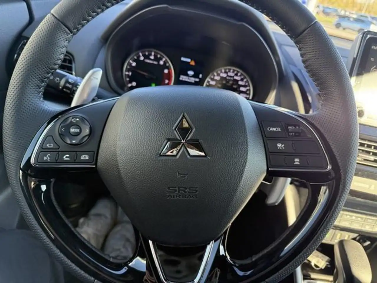 Mitsubishi Eclipse Cross снимка Mitsubishi Eclipse Cross